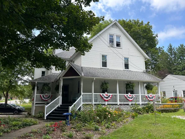 11729 Peckham St Unit 2, Hiram, OH 44234