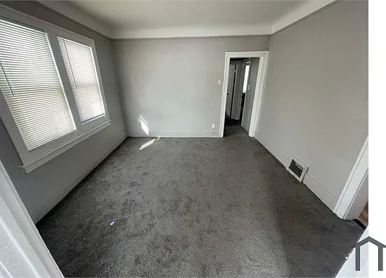 3812 W Grand St #UPPER — Photo 3