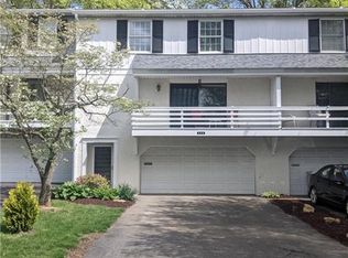 111 Roscommon Pl, Canonsburg, PA