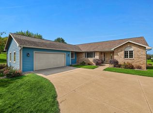 N6805 Freier Rd, Holmen, WI 54636
