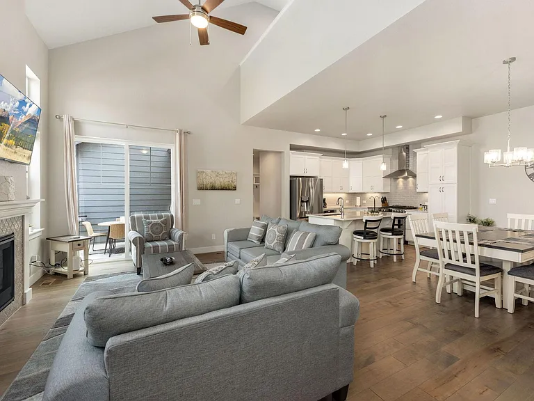 Open-concept main floor - great for entertaining while preparing meals! Large Smart TV with Comcast cable included. 
Gas fireplace and patio with grille and heater