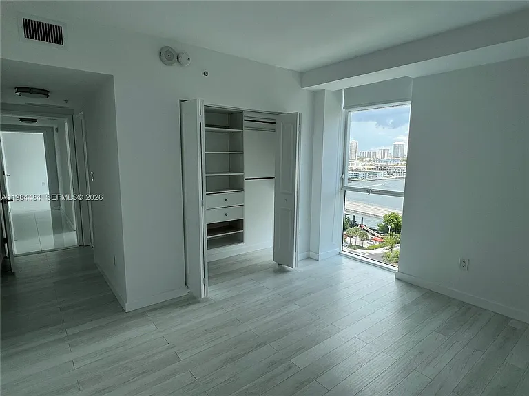 400 Sunny Isles Blvd #1105 — Photo 14