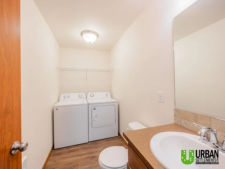 9705 E 4th Ave — Photo 6