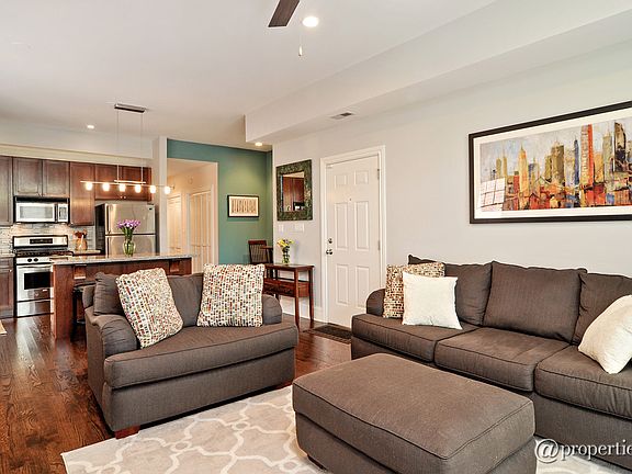 Kitchen/Living Room