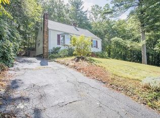 99 Scadding St, Taunton, MA 02780