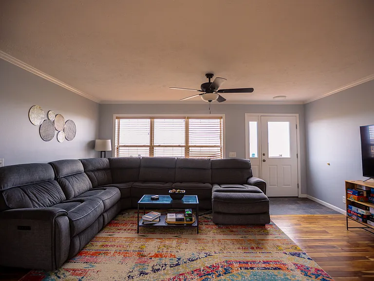 842 Sombrero Rd — Photo 66