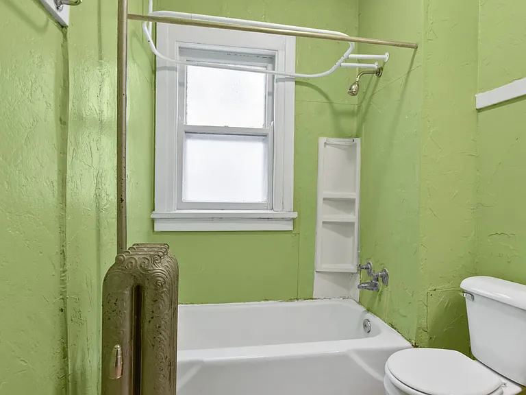 933 Spaight St #2 — Photo 14