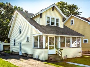 1033 Bennington Dr, Rochester, NY 14616