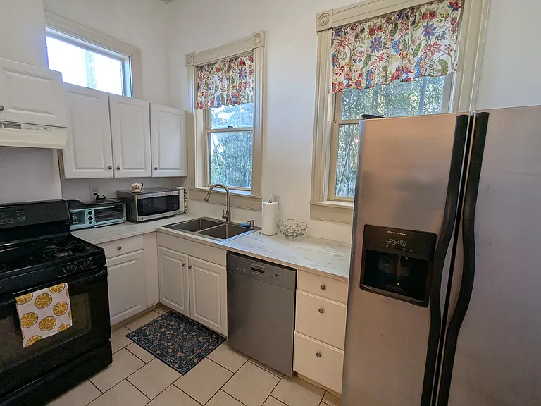 1816 W Grace St #A — Photo 26