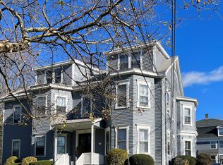 37 Maple Ave APT 9, Andover, MA 01810