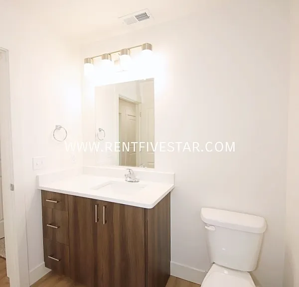 2462 Foothill Blvd #D — Photo 16