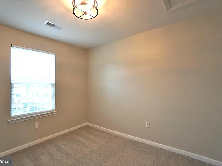 125 Dragon Dr — Photo 19