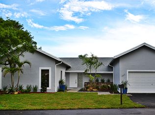 9811 SW 2nd St, Plantation, FL 33324