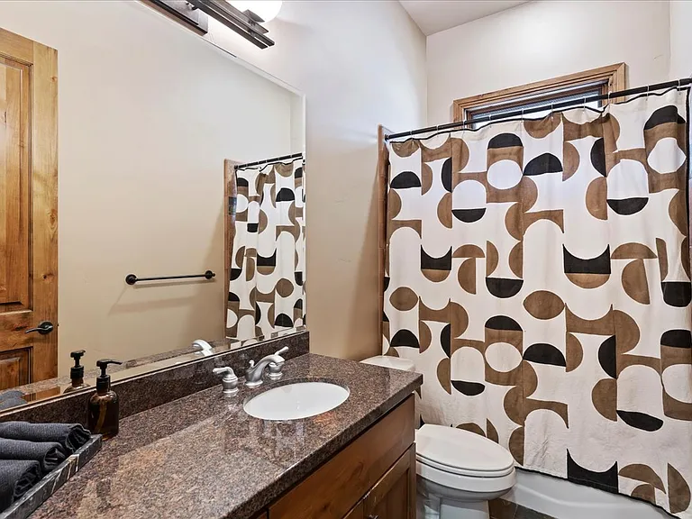 4378 Sunrise Dr — Photo 21