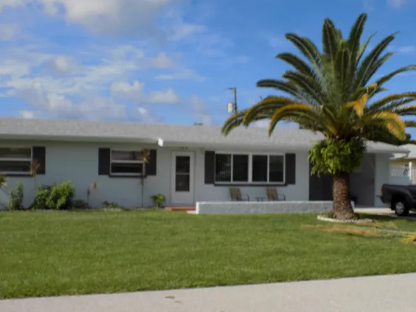 352 Glen Oak Rd, Venice, FL 34293