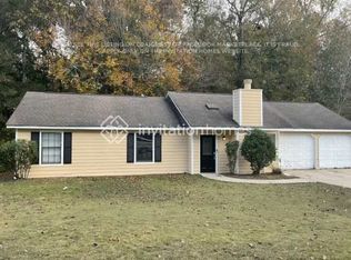 2565 Winding Creek Dr, Lithia Springs, GA 30122