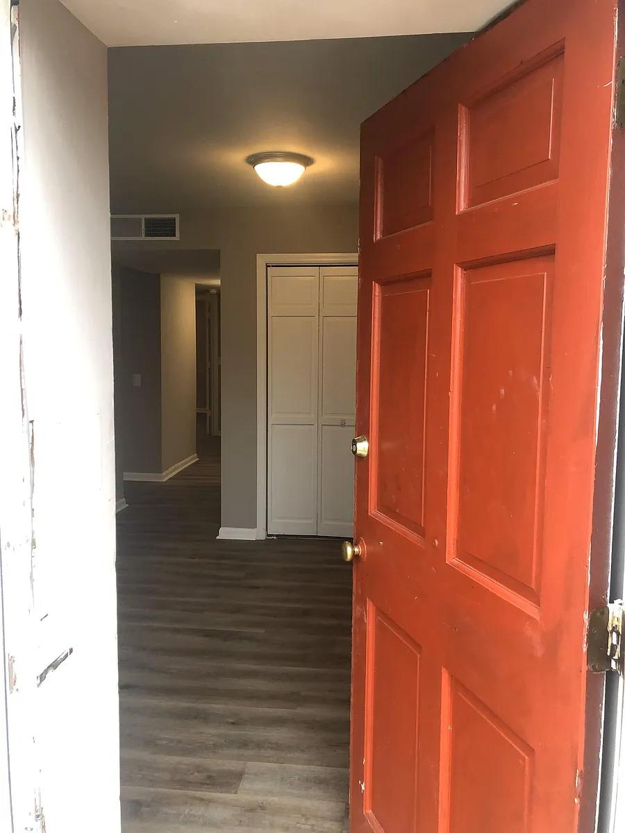Building Photo - 509 Hillsdale Ave