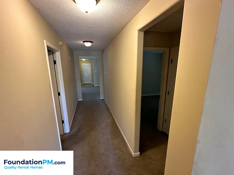 10087 Mill Hill Ave — Photo 6