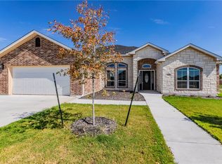 908 Gallant Fox Rd, Hewitt, TX 76643