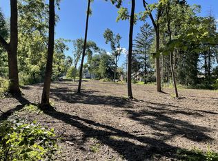 3940 Lilly Rd, Brookfield, WI 53005