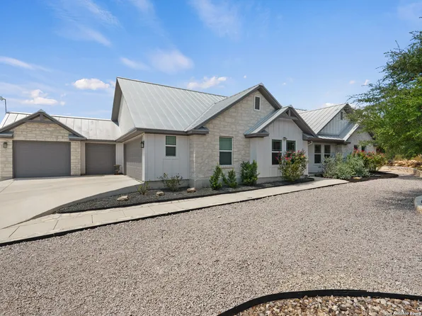 106 William Tobin, Blanco, TX 78606