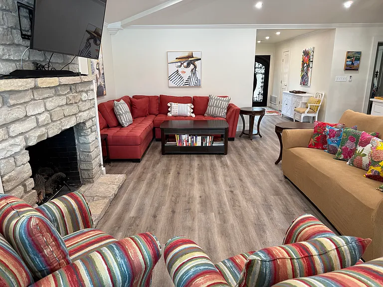 2 Lambert Ct — Photo 13
