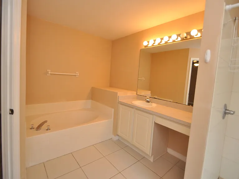 65 Rolling Fern Dr — Photo 15