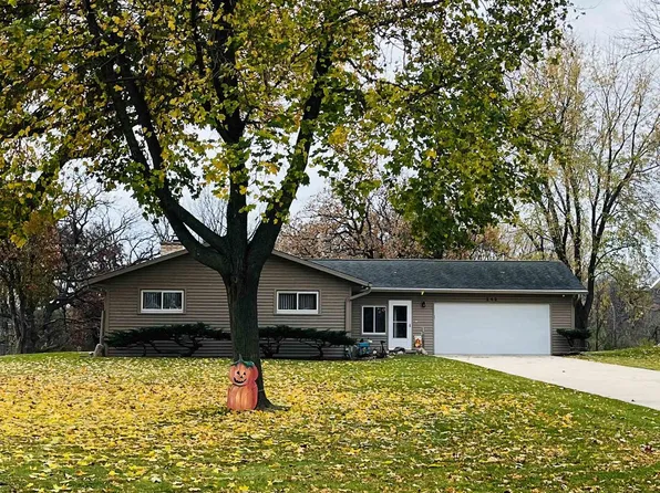 242 North Shore Drive, Belleville, WI 53508