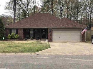 2405 Raintree Dr, Bryant, AR 72022