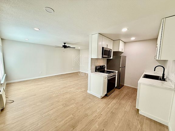 3rd image of 6032 Gettysburg Pl APT 15