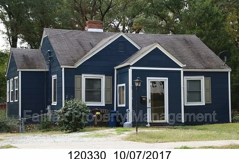 506 E Club Blvd — Photo 1