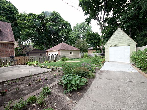 4th image of 821 Chippewa Dr SE