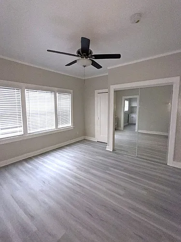 832 W Florence Ave #7A Photo 1