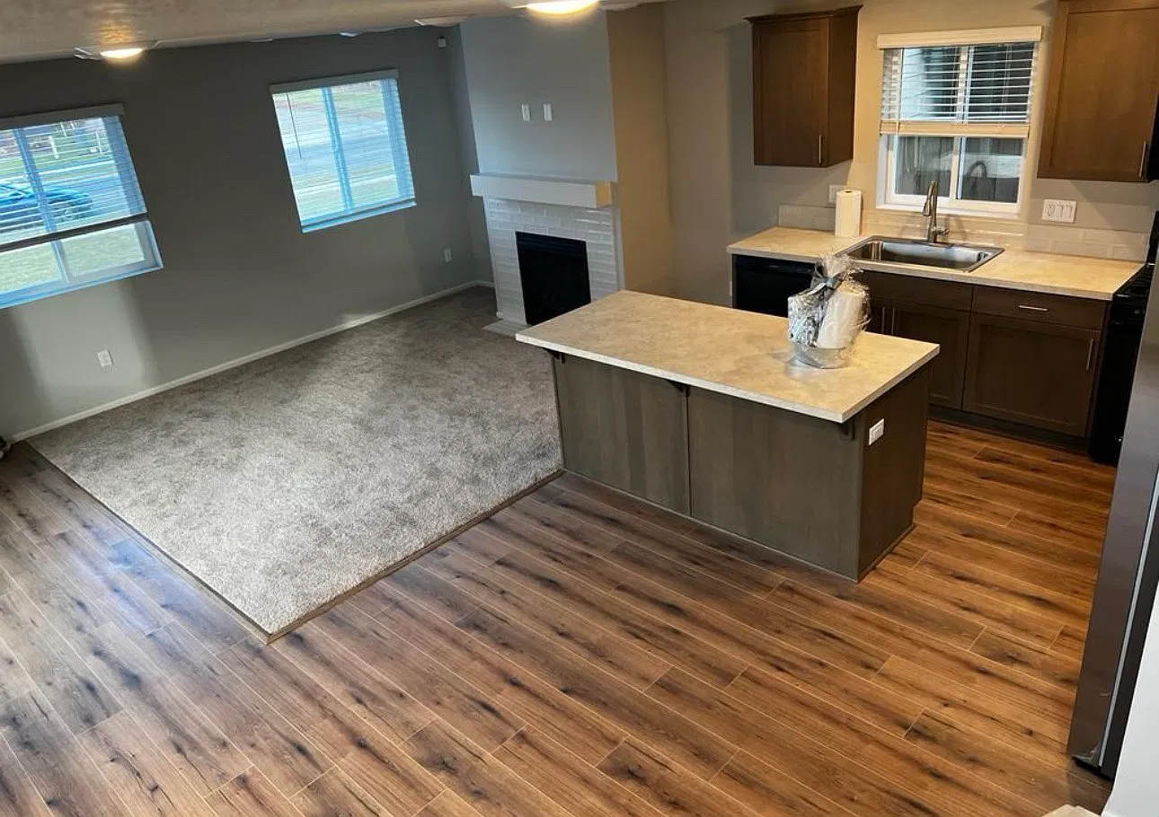 3 bed, 2.5 bath, 1894 sqft, $2,795 — Photo 3