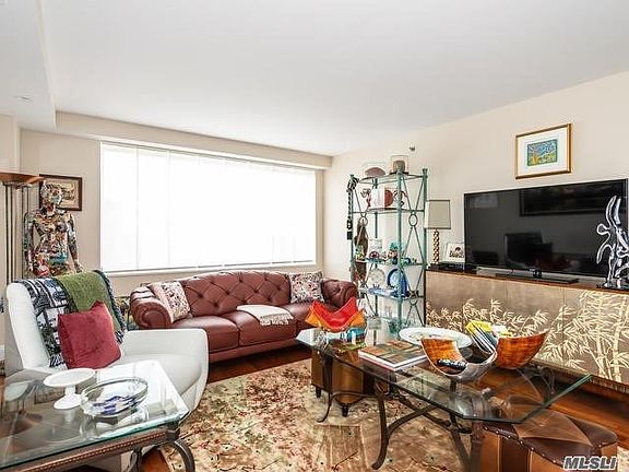 4th image of 111 Cherry Valley Ave APT 910-W