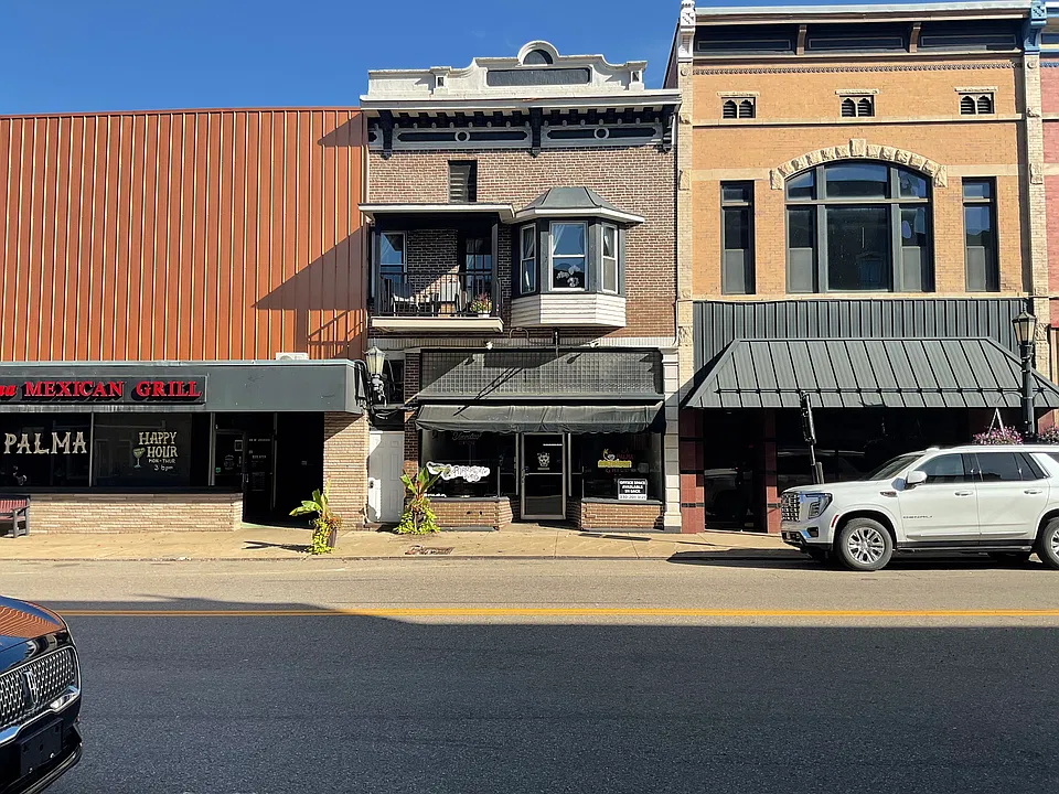 46 W Jackson St #A