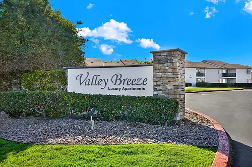 Valley Breeze Photo 1