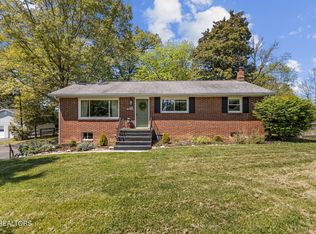 3213 Shady Oak Ln, Knoxville, TN 37931