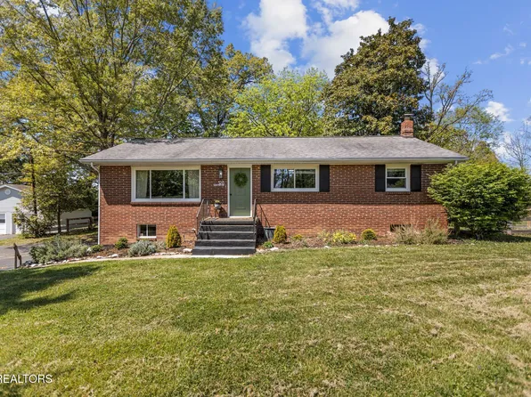 3213 Shady Oak Ln, Knoxville, TN 37931