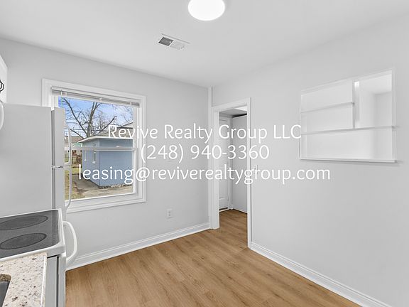 5th image of 25630 Tecla Ave