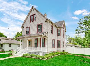 304 N Maple St, Momence, IL 60954