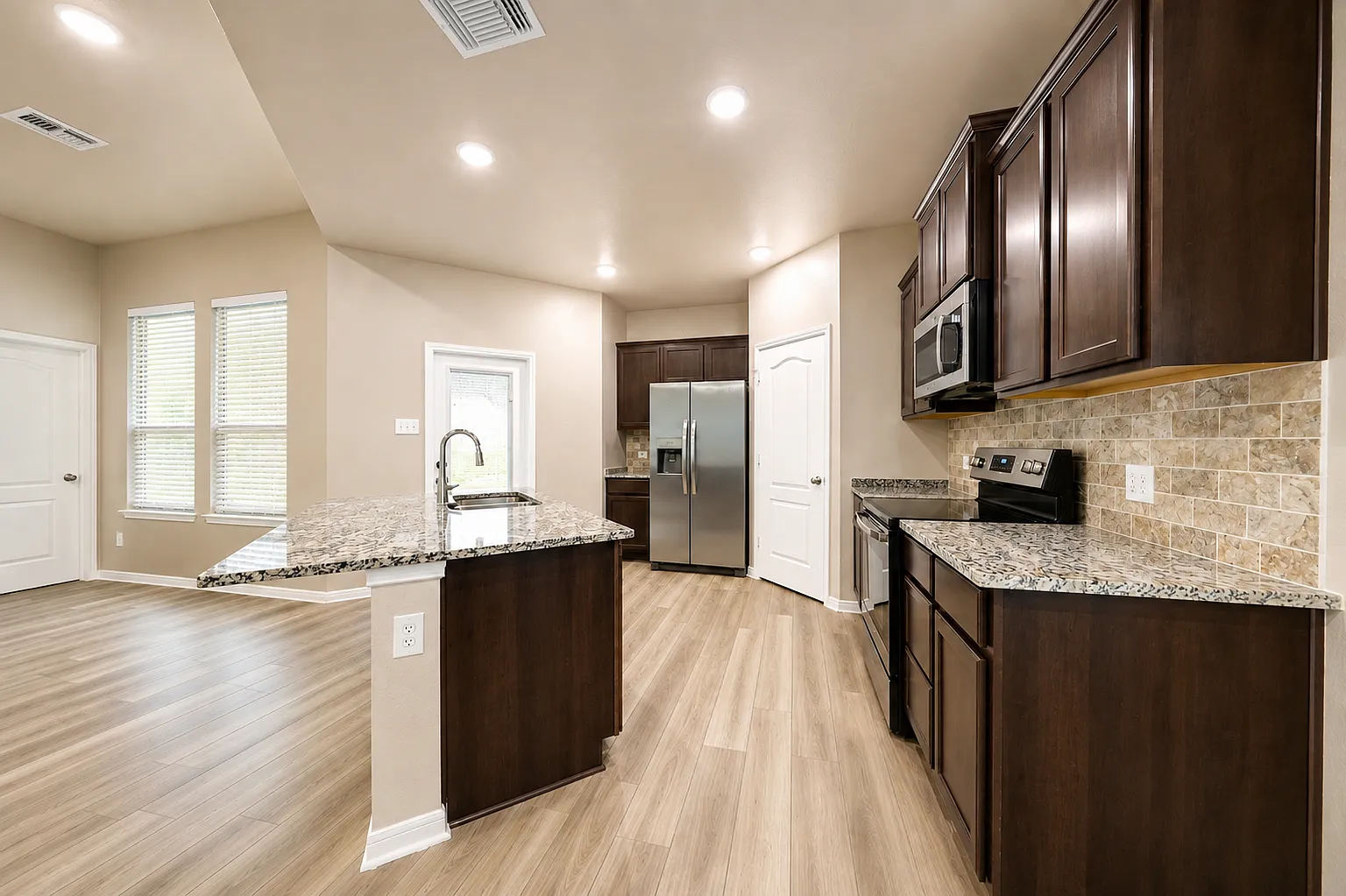1443 Paddle Creek Ln Temple-o — Photo 4