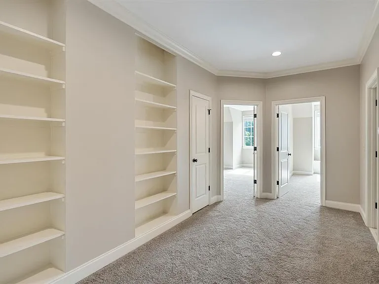 6597 Heronswood Cv — Photo 15