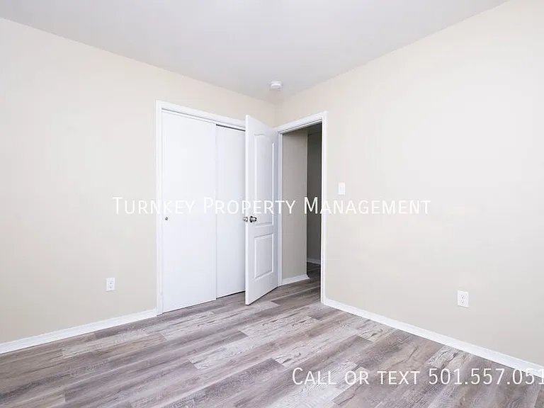 4523 W 21st St — Photo 7