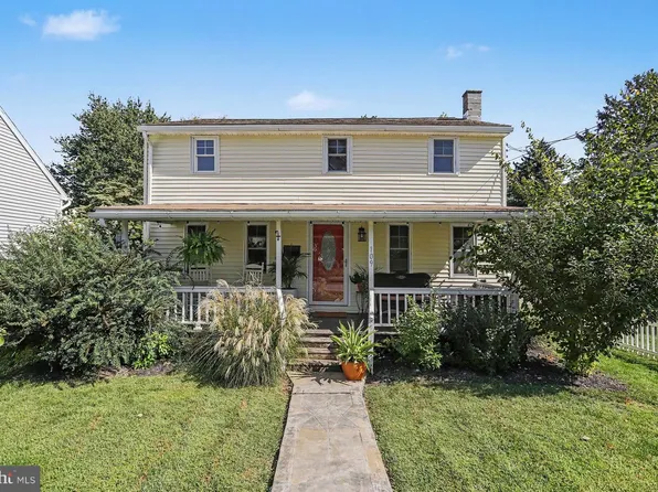 109 Leaman St, Lititz, PA 17543