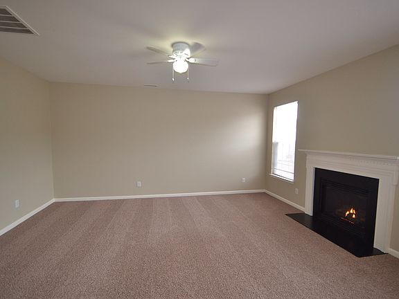 3rd image of 3621 Cardinal Lake Dr