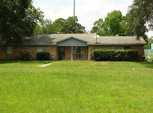 17491 Springfield Dr, Conroe, TX 77302