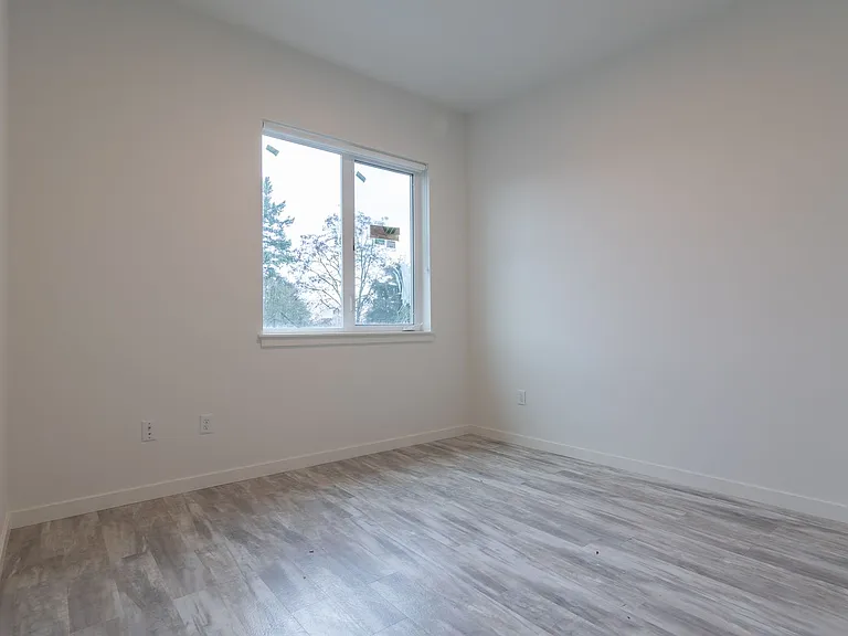 6011 SE 90th Ave — Photo 12