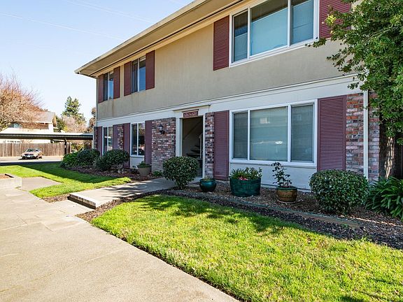 2nd image of 300 Stony Point Road #126