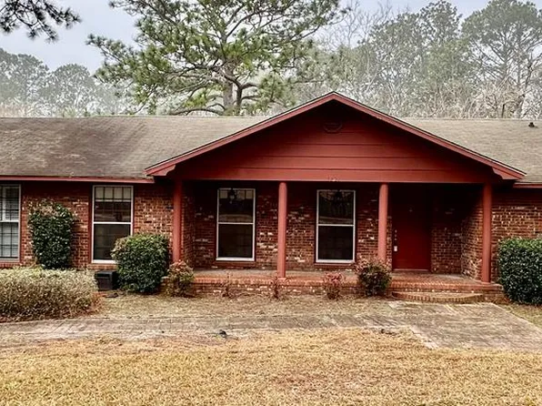 3210 Lullwater Rd, Tifton, GA 31794